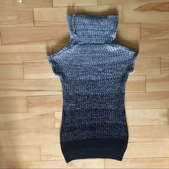 Dex short sleeve turtleneck knit dress - Picture 3 of 10